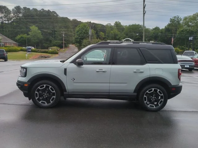 Used 2021 Green Ford Outer Banks image 10