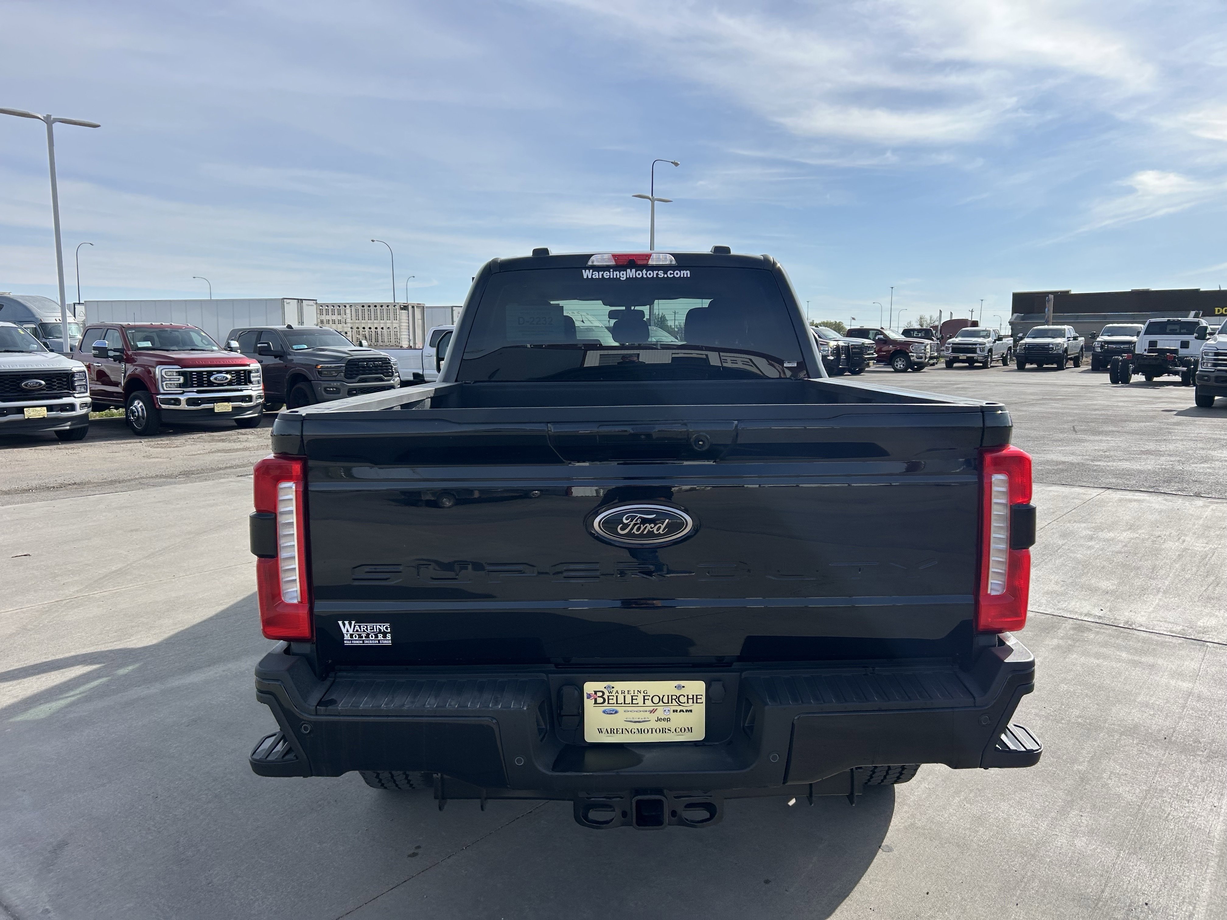 New 2026 AGATE BLACK Ford XLT image 4