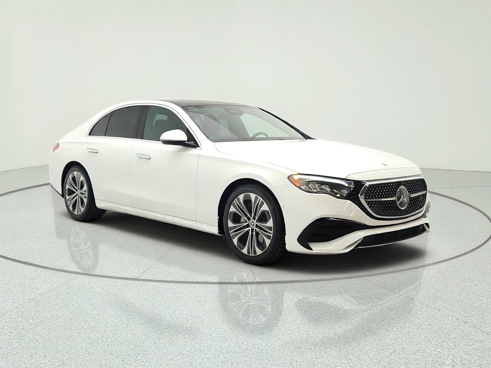 Used 2025 Polar White Mercedes-Benz E 350 RWD Sedan image 3