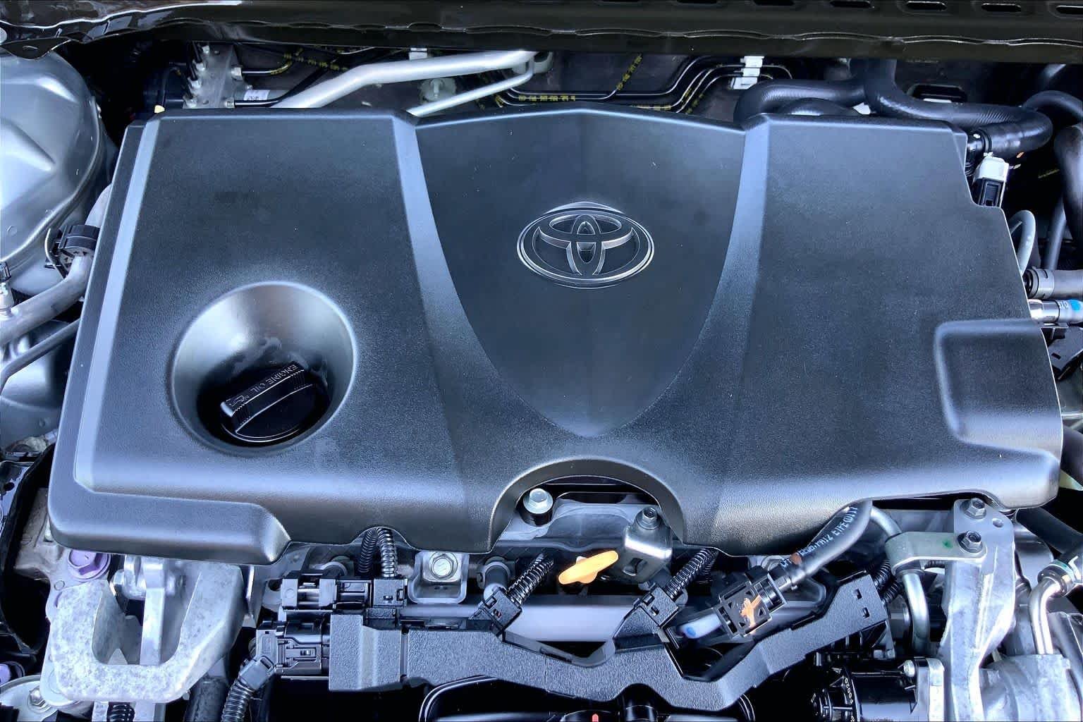 Used 2020 Celestial Silver Metallic Toyota SE image 32