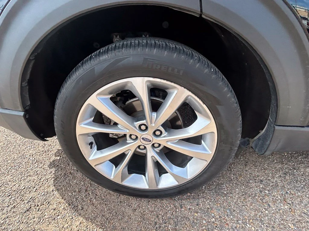 Used 2023 Black Ford Platinum image 8