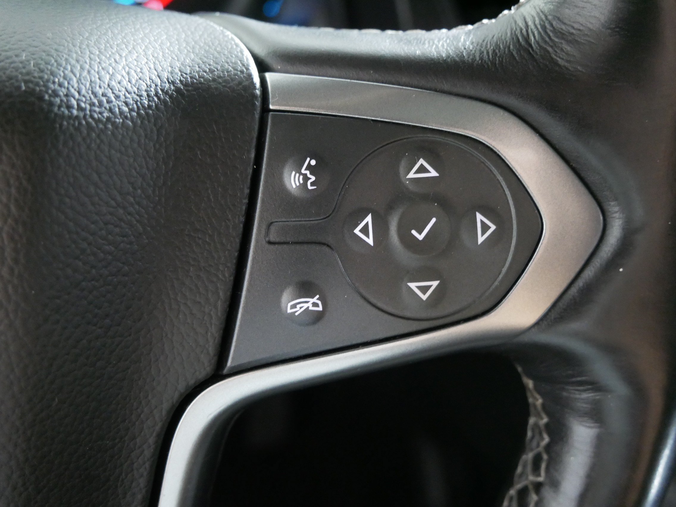 Used 2017 Black Chevrolet LT image 28