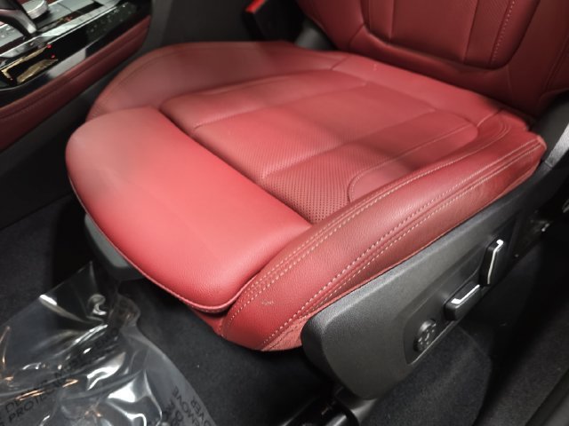 Certified Used 2025 Brooklyn Grey Metallic BMW M40i image 25