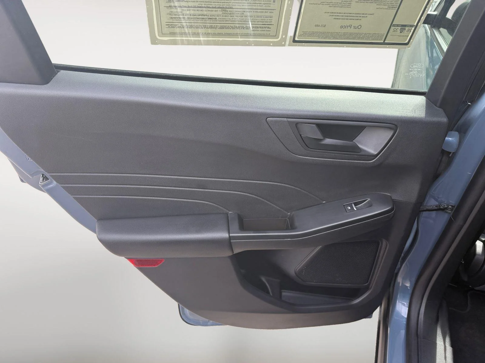Used 2025 Vapor Blue Ford Active image 18
