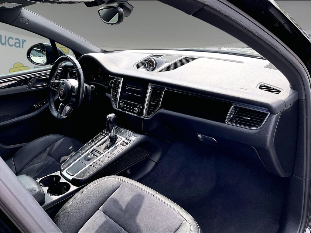Used 2018 Black Porsche Base image 14