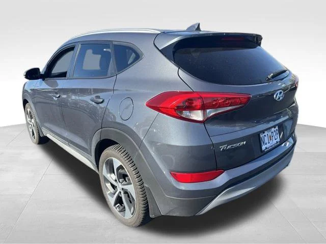 Used 2018 Gray Hyundai Sport image 8