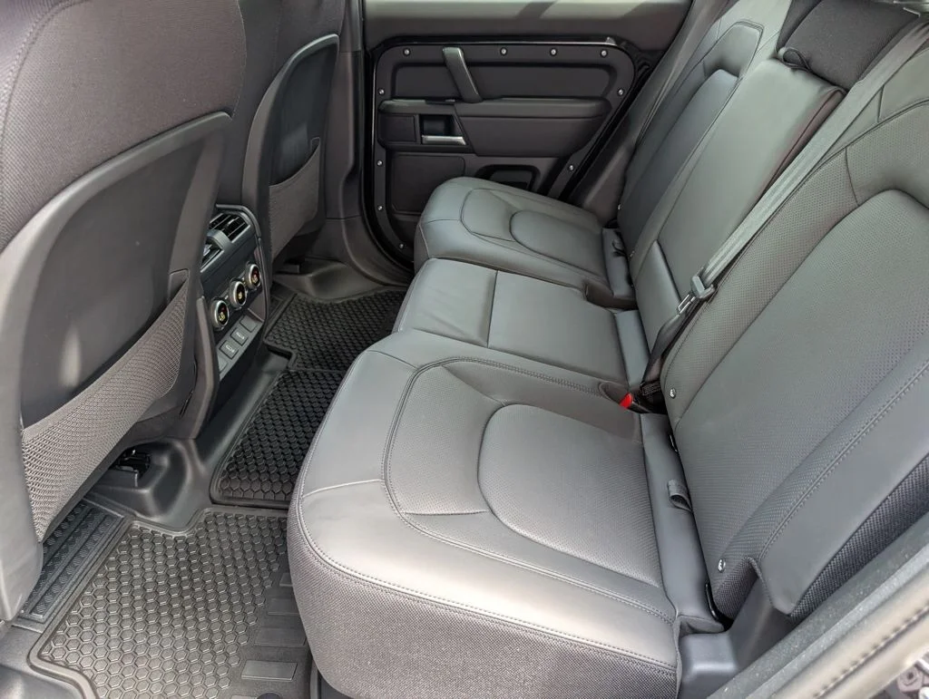 New 2026 Santorini Black Land Rover V8 image 25