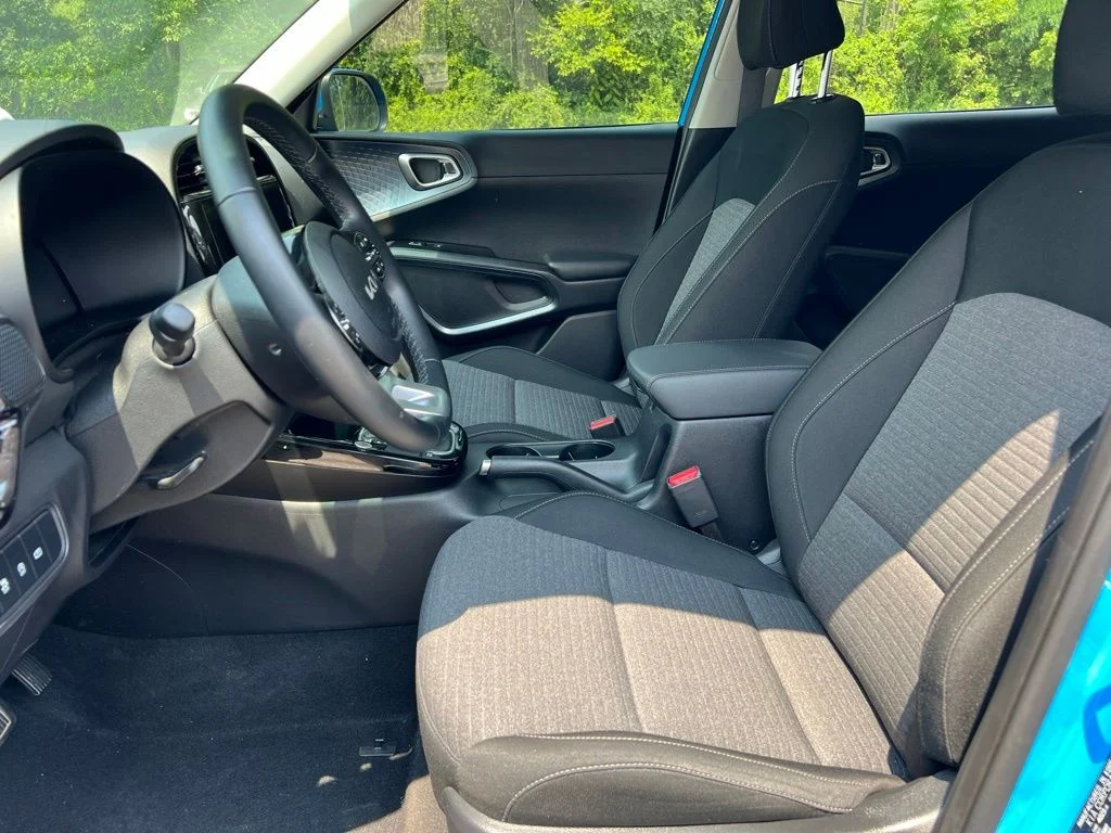 Used 2025 Blue Kia EX image 17