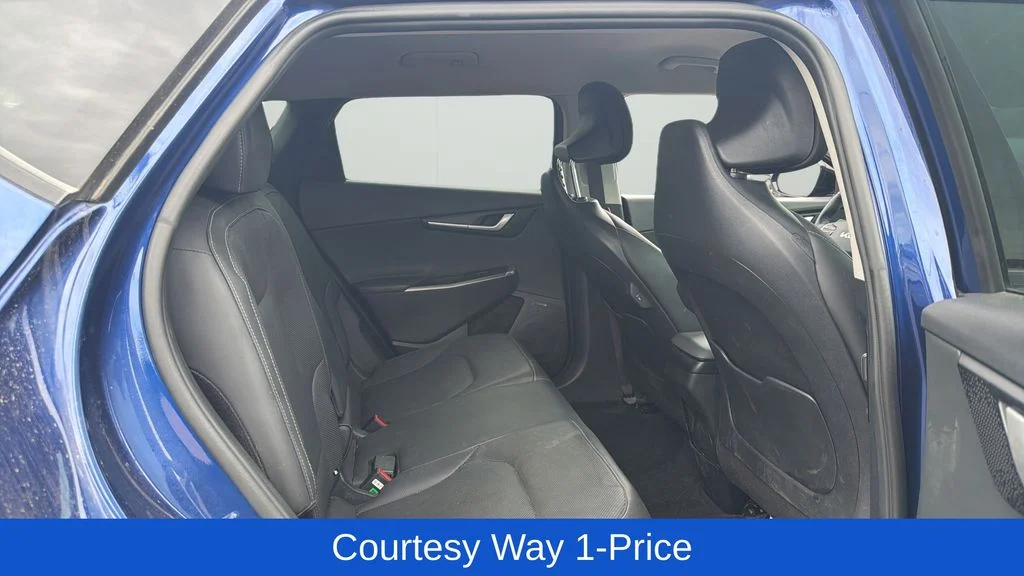 Used 2023 Blue Kia Wind image 13
