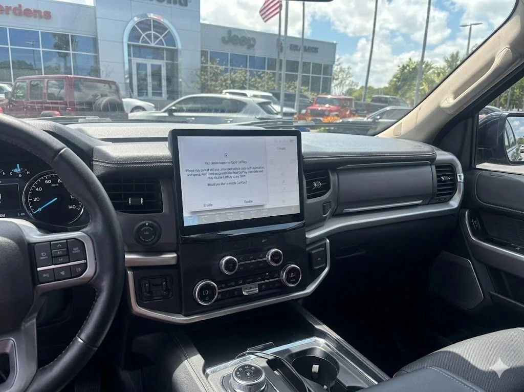 Used 2023 Gray Ford XLT image 5
