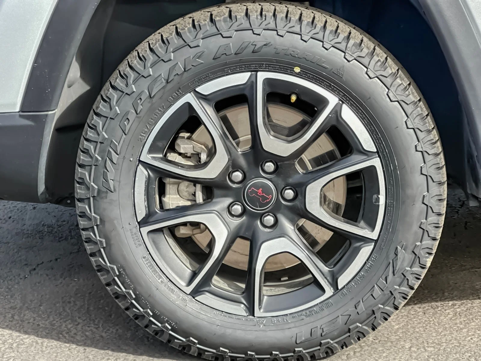 Used 2025 Silver Jeep Trailhawk image 25