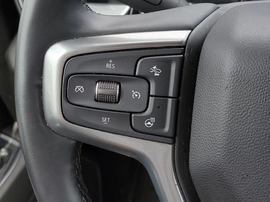 Used 2026 Sterling Gray Metallic Chevrolet LT image 28