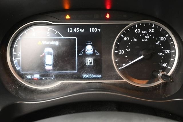 Used 2018 Blue Nissan SR image 28