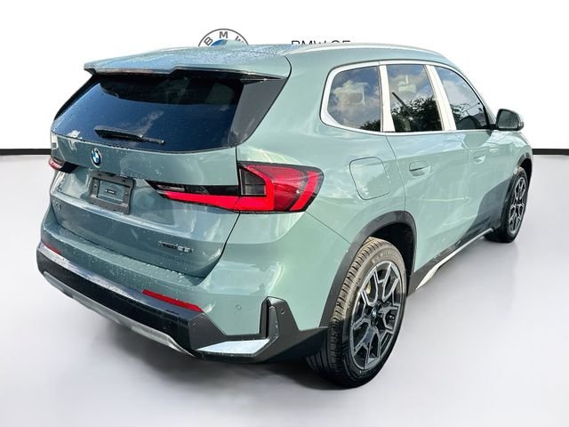 New 2027 Green BMW xDrive28i image 5