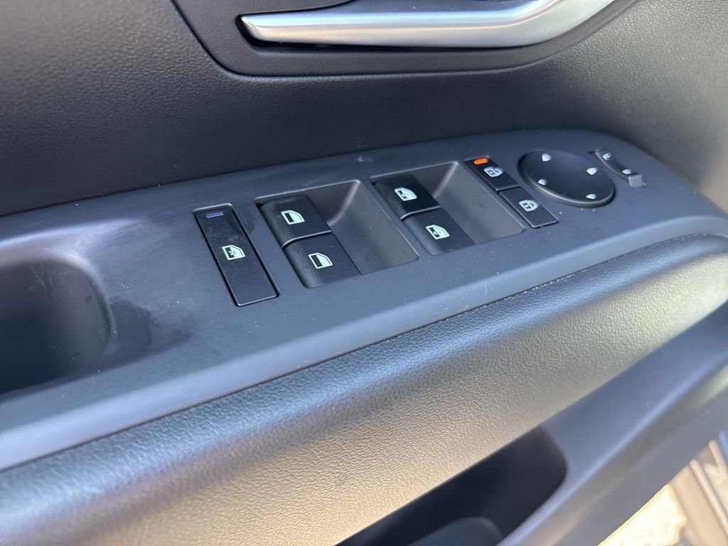Certified Used 2025 Gray Hyundai SEL Convenience image 14