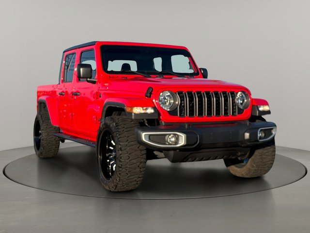 2024 Jeep Gladiator Sport S's photo