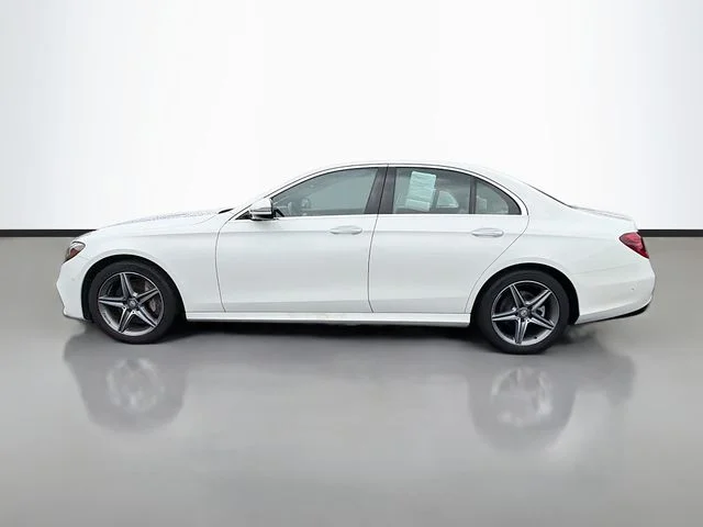 Used 2017  Mercedes-Benz E 300 image 4