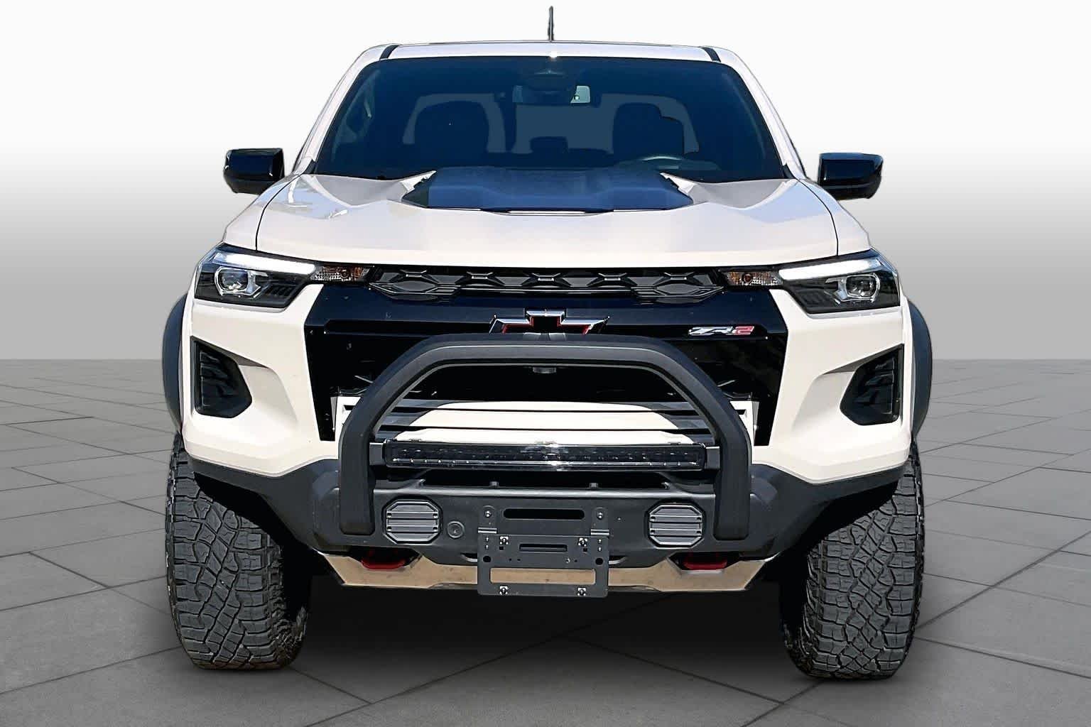 Used 2026 White Sands Chevrolet 4WD ZR2 image 4