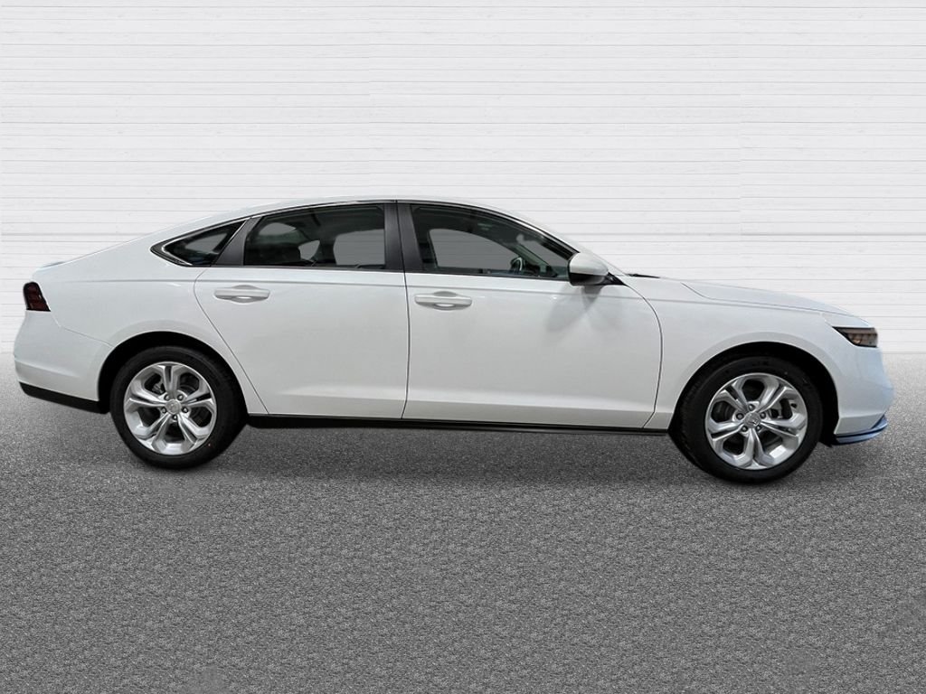 New 2026 Platinum White Pearl Honda LX image 7