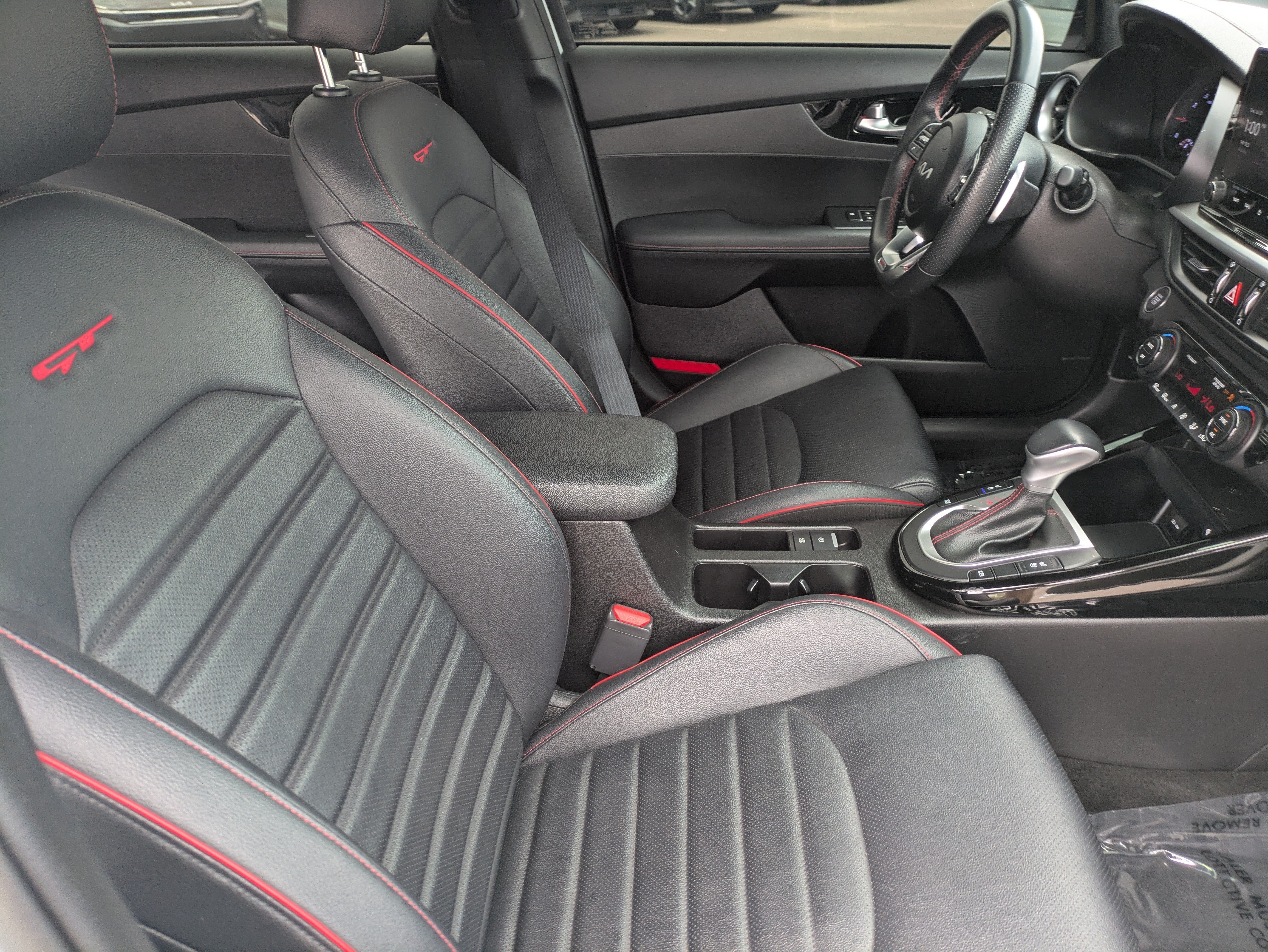 Used 2023 Snow White Pearl Kia GT image 11
