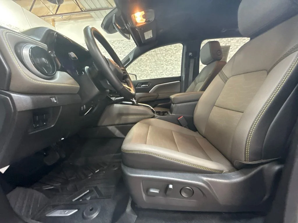 Used 2025 Summit White Chevrolet ZR2 image 22