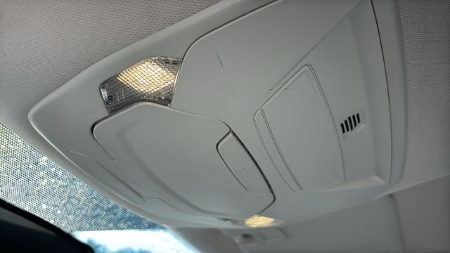 Used 2015 Ingot Silver Ford SE image 19