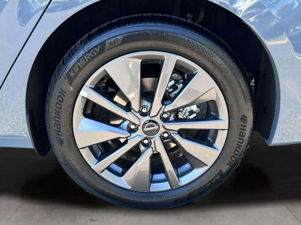 New 2026 Atlantic Gray Metallic Nissan SL image 11