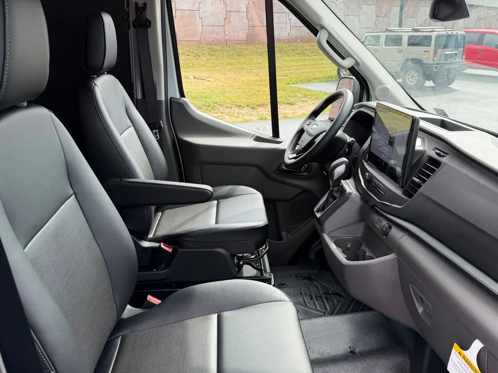 New 2026 Oxford White Ford Cargo Van image 18