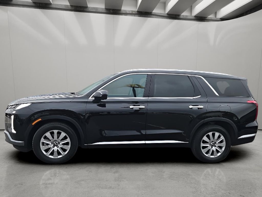 Used 2025 Abyss Black Pearl Hyundai SEL image 2