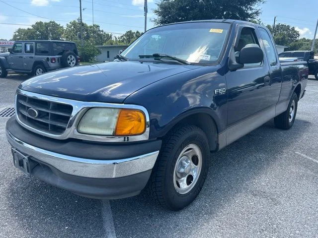 2004 Ford F-150 XL Heritage