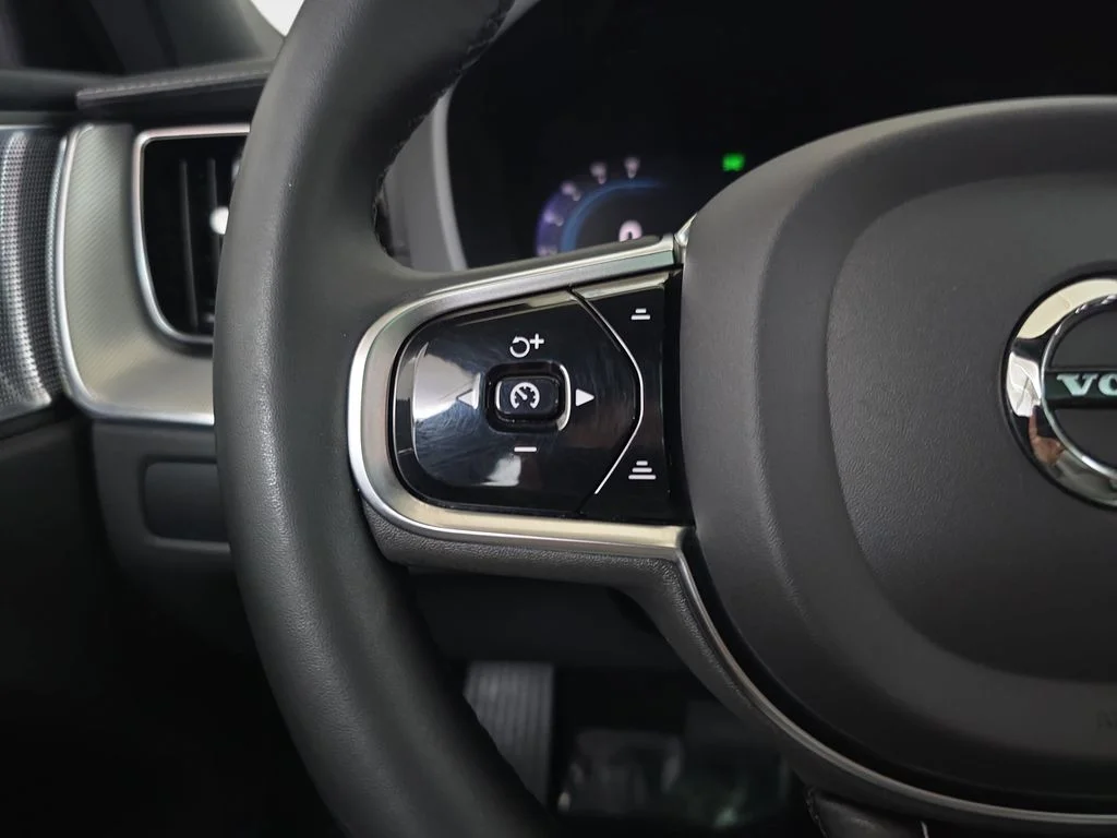 Used 2023 Silver Volvo T8 Polestar image 20
