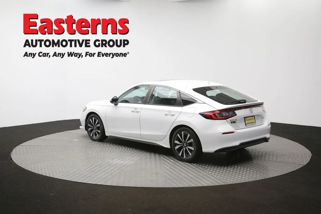 Used 2023 White Honda EX-L image 64