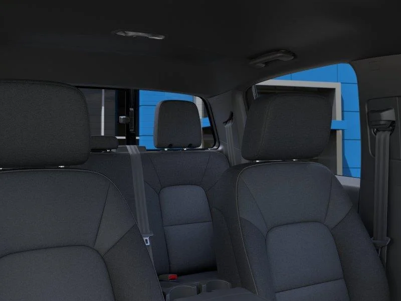 New 2026 Summit White Chevrolet WT image 24