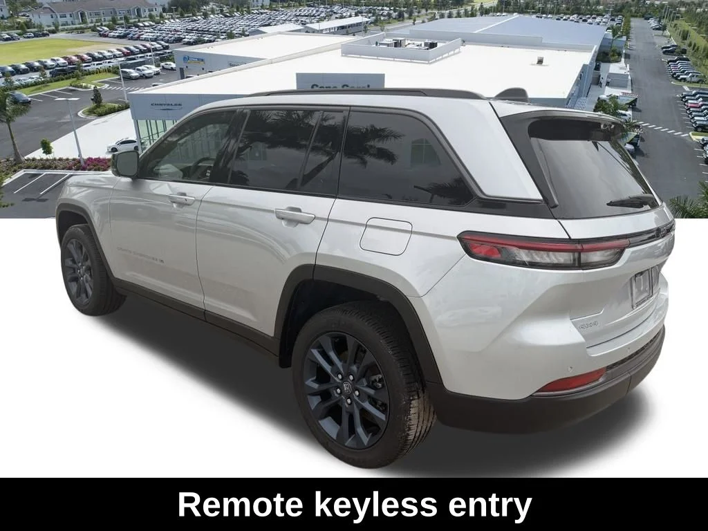 New 2026 Silver Zynith Exterior Paint Jeep 85th Anniversary Edition image 6