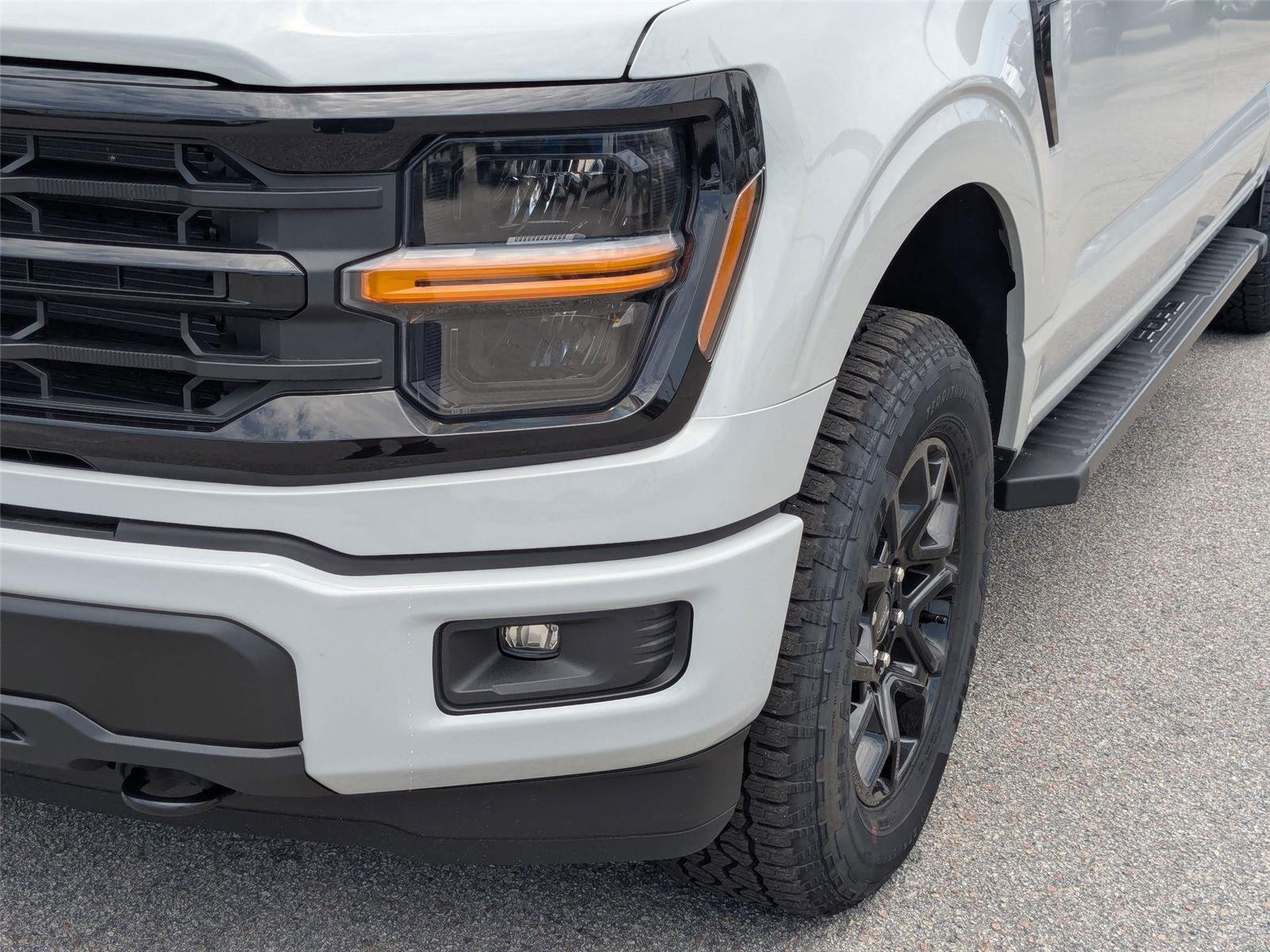 New 2026 Avalanche Ford XLT image 9