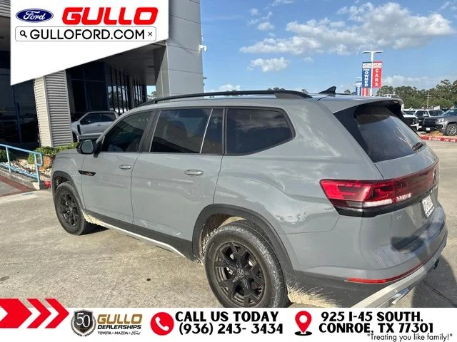 Used 2025 Pure Gray Volkswagen 2.0T Peak Edition image 4