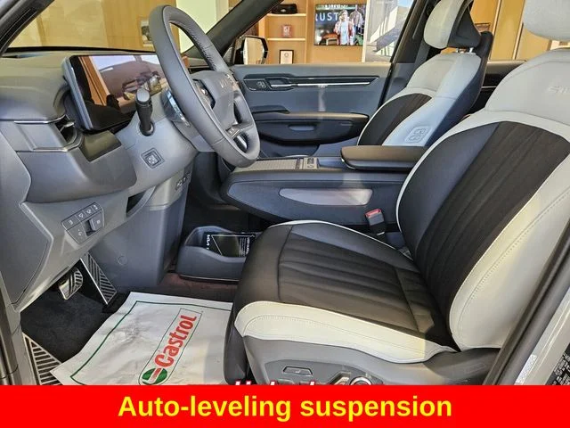 2026 Kia EV9 GT-Line - Photo 8