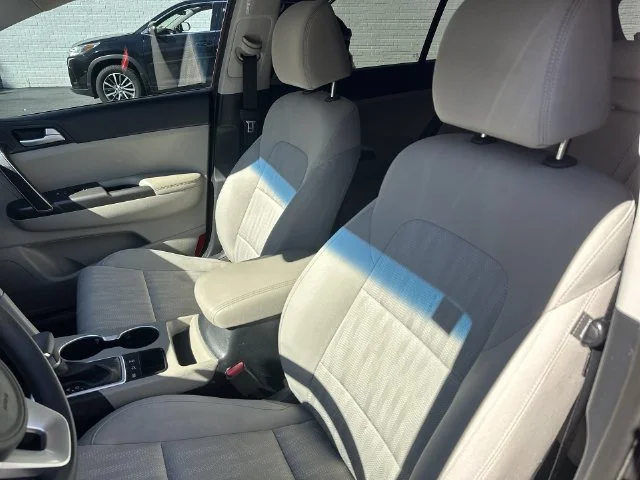 Used 2020 Red Kia LX image 22