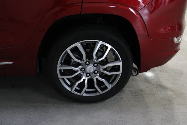 Used 2024 Red GMC Denali image 37