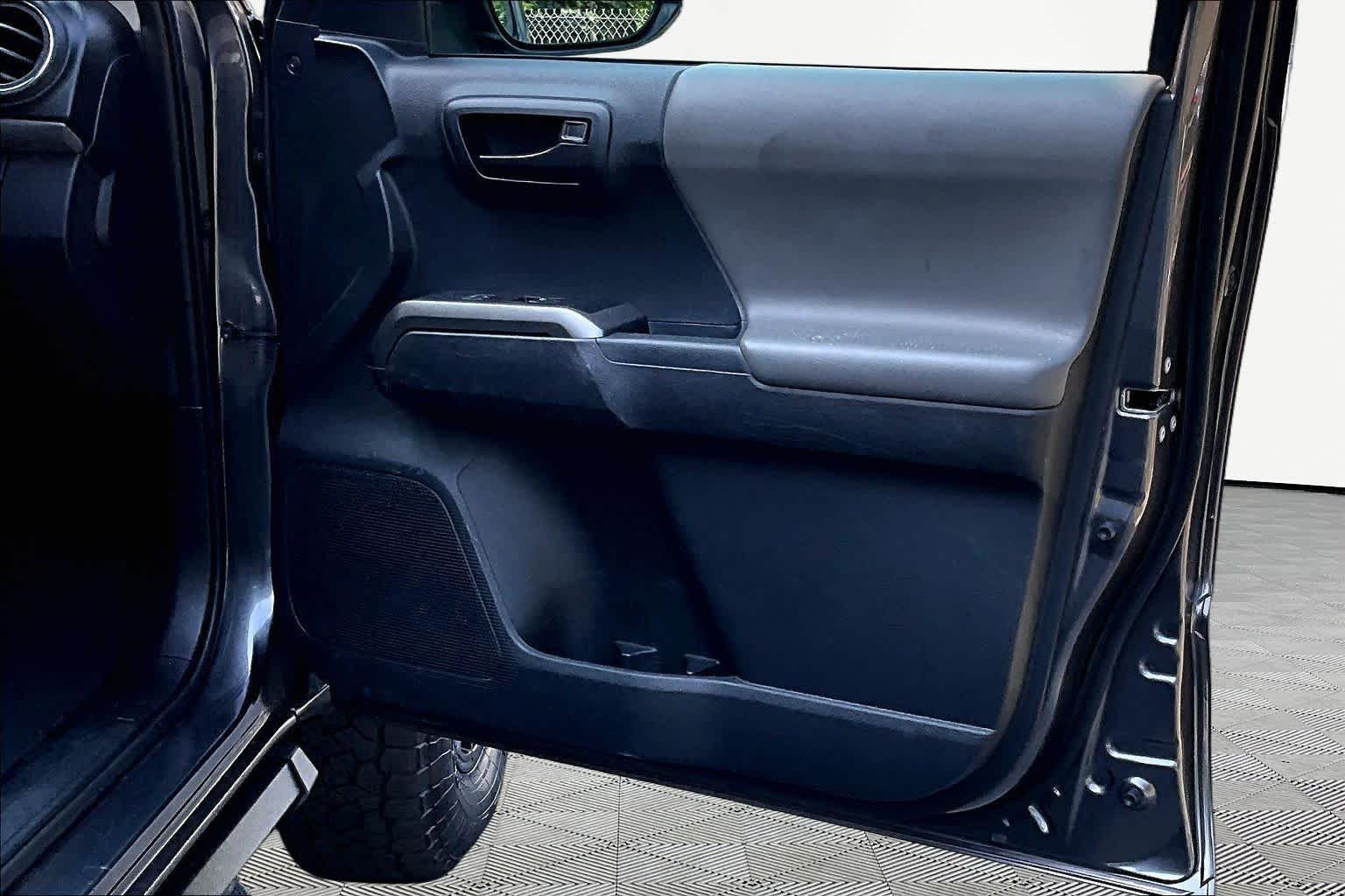 Used 2021 Magnetic Gray Metallic Toyota SR5 image 23