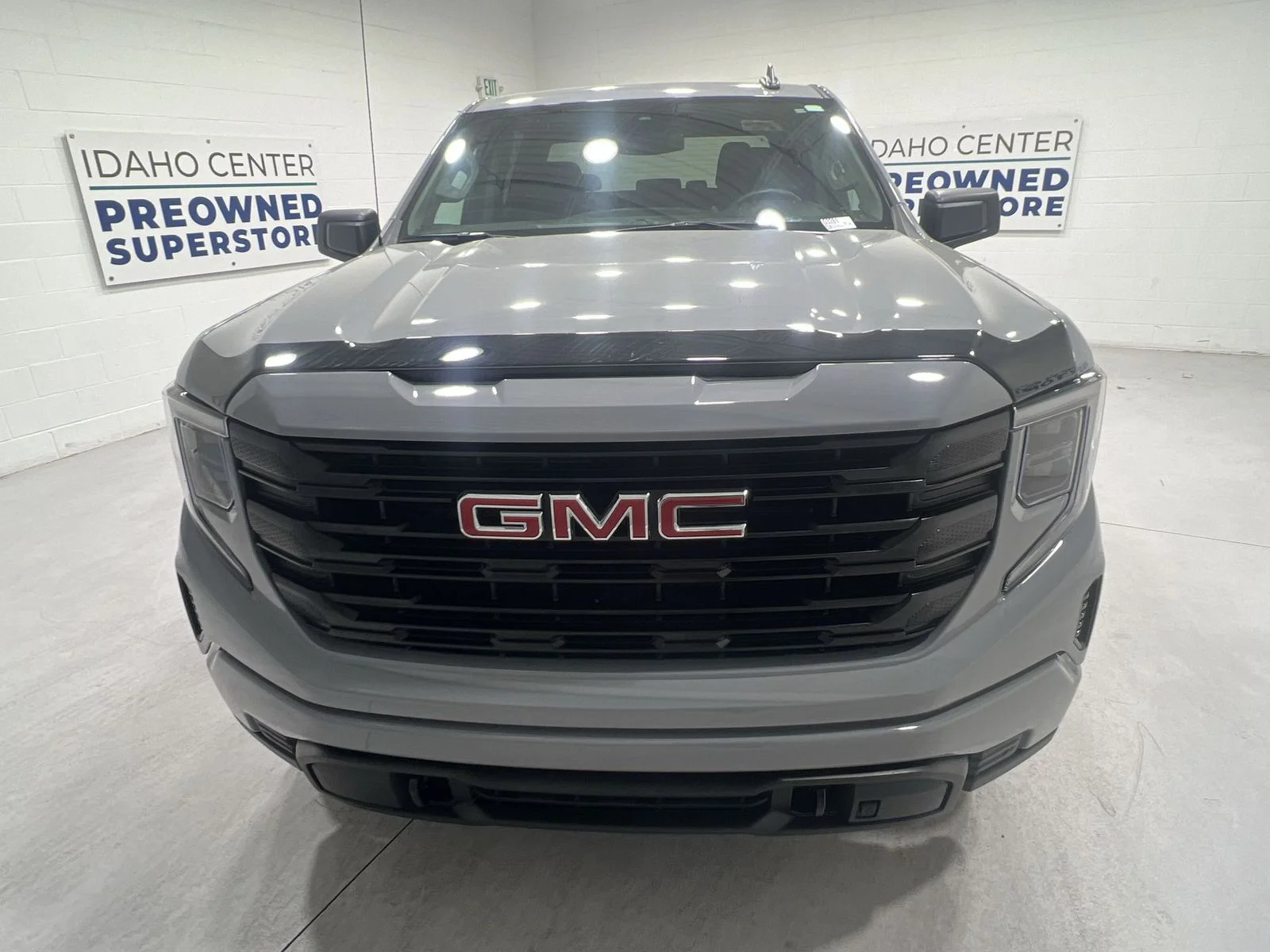 Used 2024 Gray GMC Pro image 3