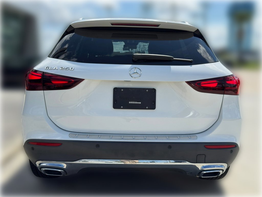 Used 2024 WHITE Mercedes-Benz GLA 250 image 6