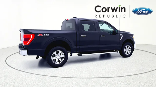 Certified Used 2023 Agate Black Metallic Ford XLT image 8