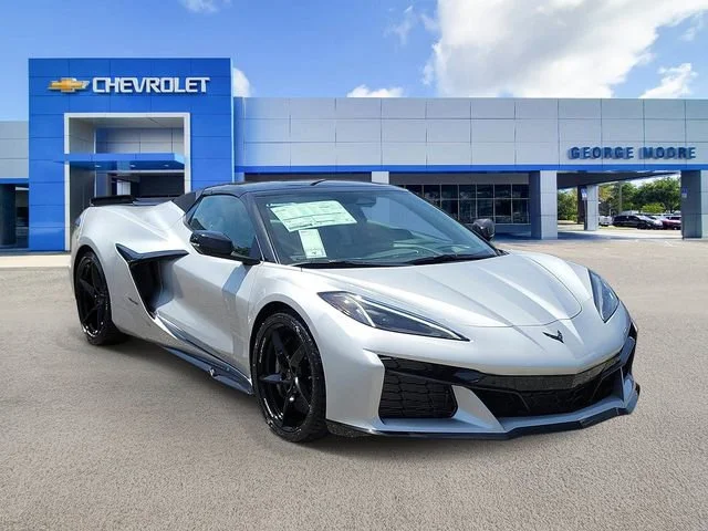 2026 Chevrolet Corvette E-Ray Convertible 2LZ's photo
