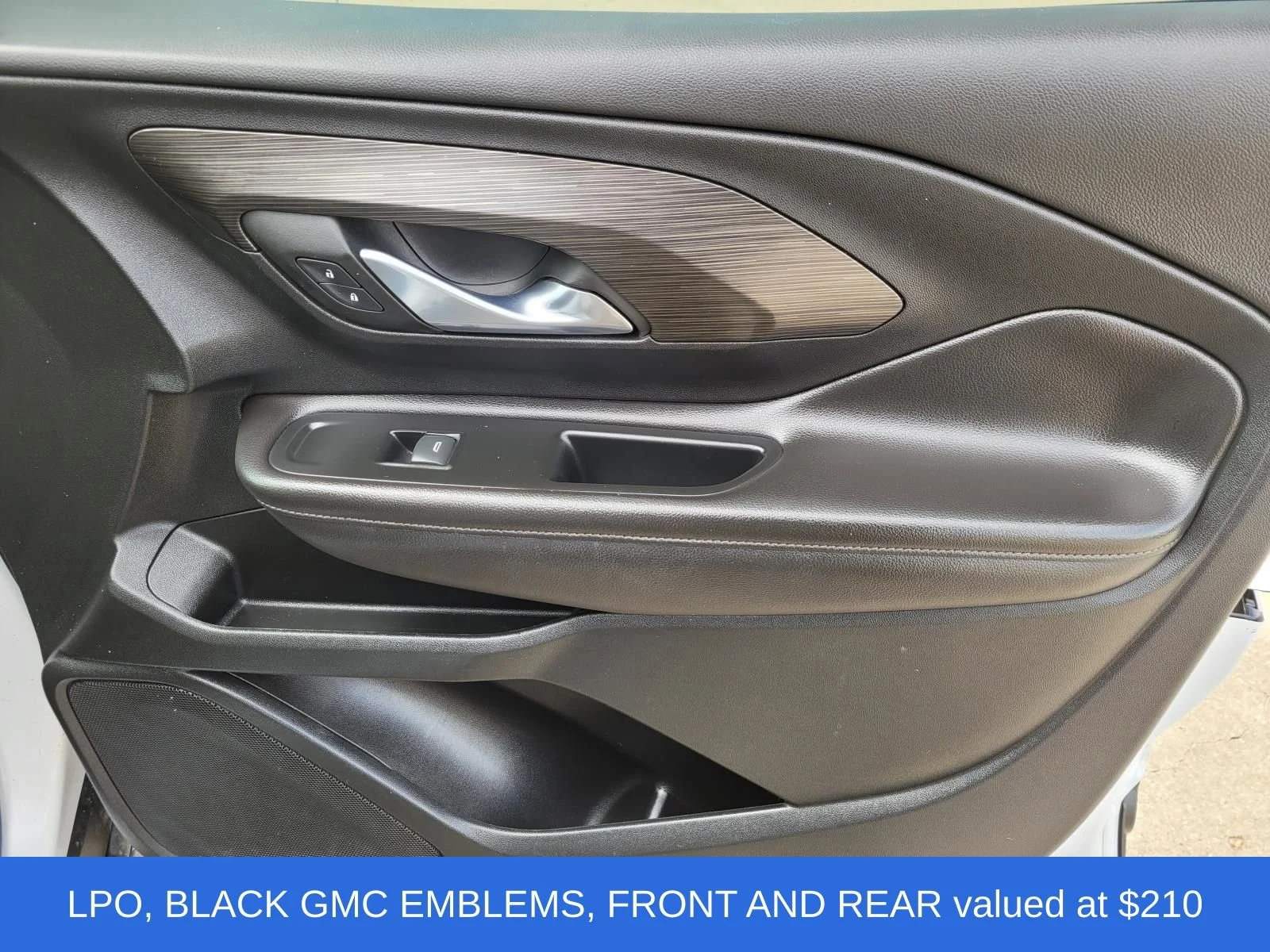 Used 2022 Summit White GMC SLE image 8