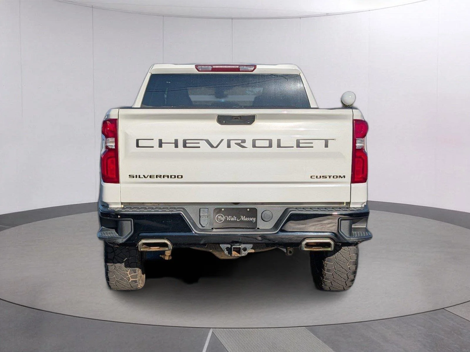 Used 2021 SUMMIT WHITE Chevrolet Custom Trail Boss image 7