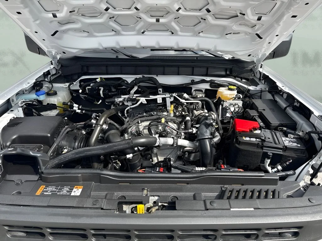 Used 2025 White Ford Big Bend image 20