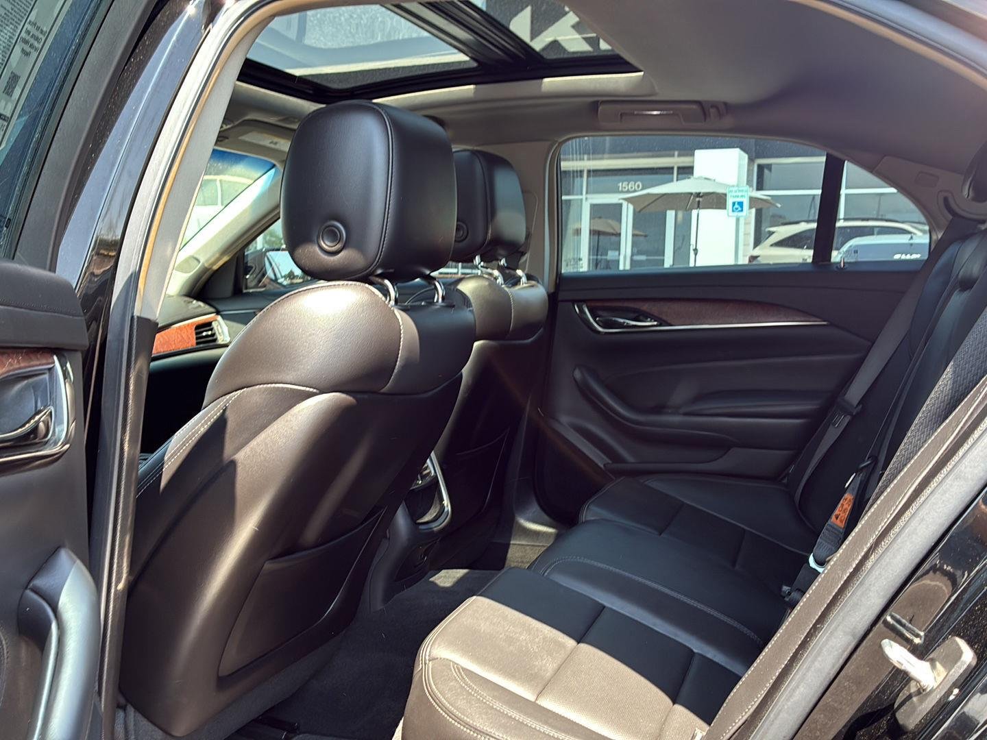 Used 2019 Black Raven Cadillac Luxury AWD image 19