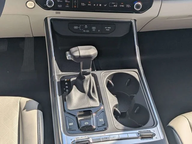 New 2026 Snow White Pearl Kia SX image 19