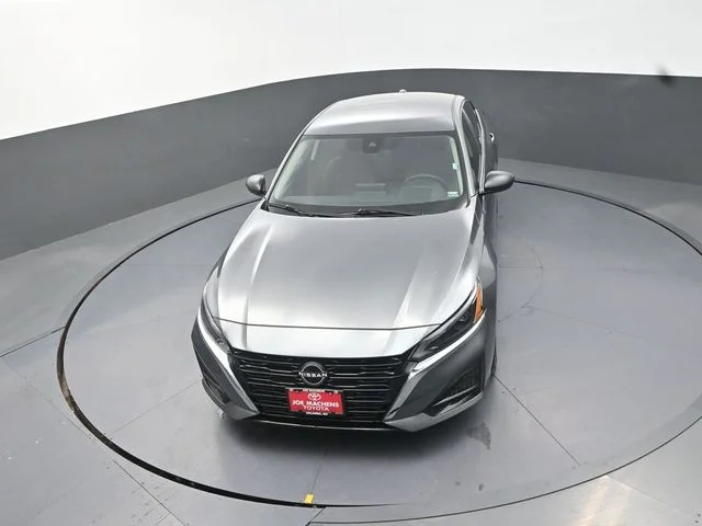 Used 2024 Gray Nissan 2.5 SV image 23